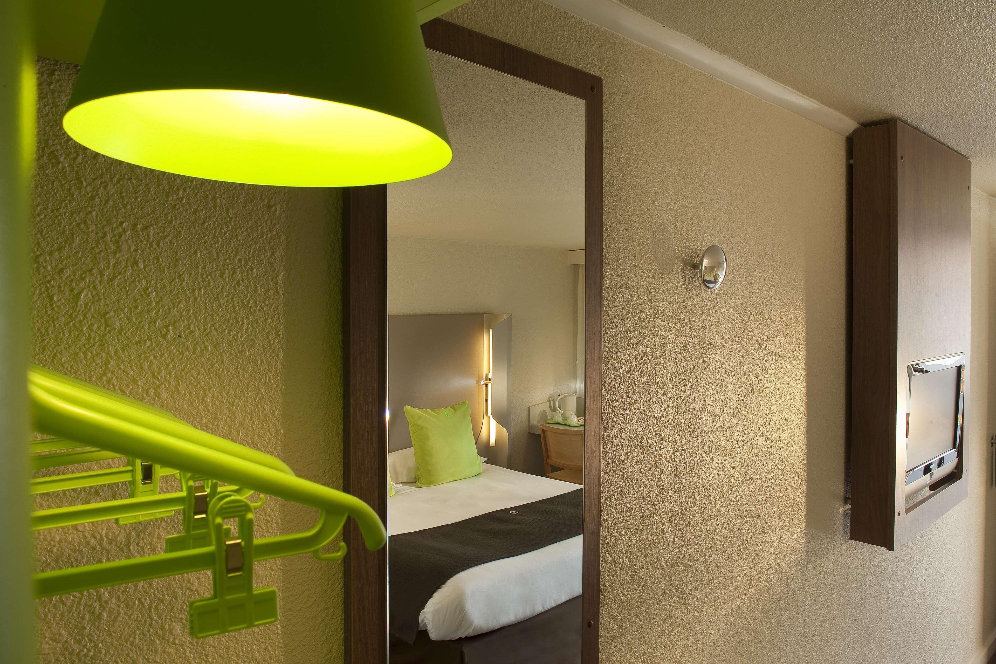 Campanile Epone Hotell Exteriör bild